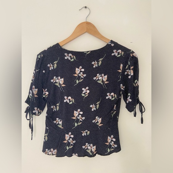 Topshop Crop Button Up Blouse - Picture 4 of 7